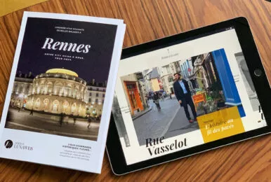 Guide papier et version affichée sur tablette du city guide de Lunaweb